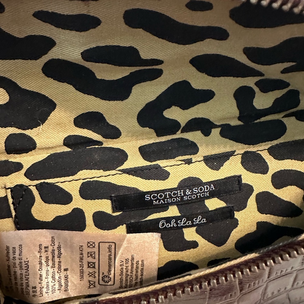Fanny pack from scotch and soda.